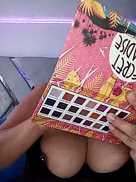 RosenRot07 即時 XXX 聊天