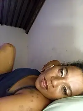 Chat +18 de MiZzCreator ao vivo