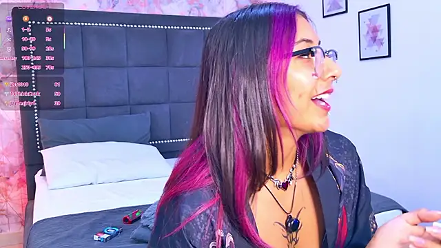 Raven_Gloomy's Live XXX Chat