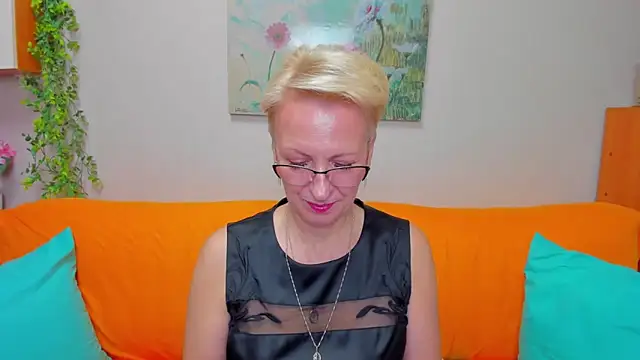 iamyourdream89: онлайн-секс-чат