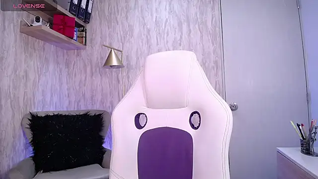 Chat +18 de NatyQueen_ ao vivo