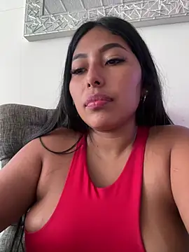 Chatroom XXX en direct de emmyjhonson07