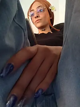 Chatroom XXX en direct de Dani-peggin