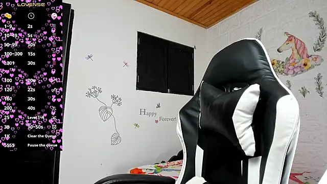 Chat +18 de alisson_hoffman05 ao vivo