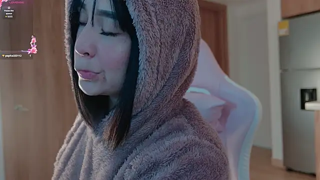 zamilav 即時 XXX 聊天