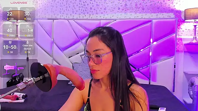 Chat +18 de GabbieSkinny ao vivo