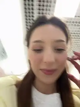 Chat XXX en directo de LilluKatten