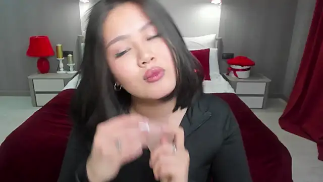 Chat XXX en directo de Brunette_Charm