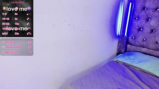 Mia_Cavalli 现场XXX聊天