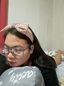 Chat XXX en directo de Eurelle_89