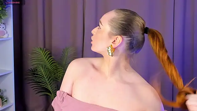 Chat +18 de cherylmycelia ao vivo