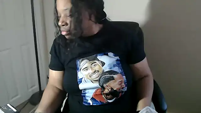 Chat XXX ao vivo de Sexymona1218