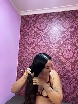 Chatroom XXX en direct de juliana_diaz