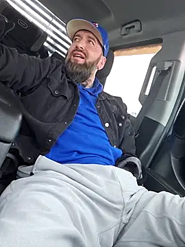 Онлайн чат XXX Beardedtattood