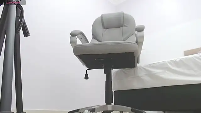 Chat +18 de sophia_hadid ao vivo