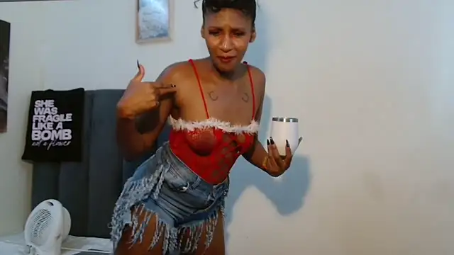 Moreish-06 Live XXX-chat