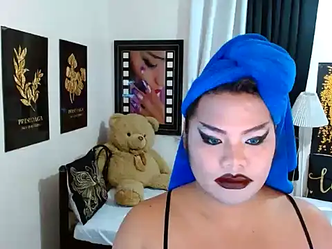 TSbrianaHugeCock 即時 XXX 聊天