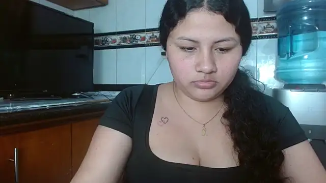 دردشة Baby_dirt الجنسية المباشرة