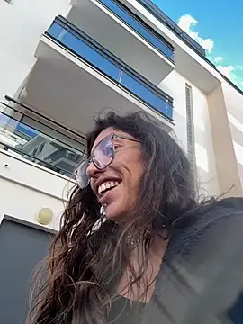 Czat XXX na żywo – Amani_thewolf