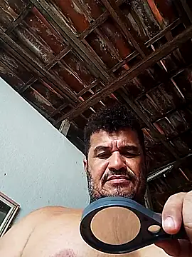 tarra122 লাইভ XXX চ্যাট