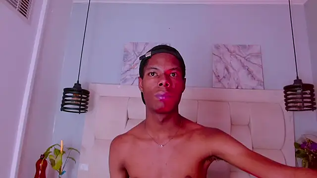 Santiago_Ortiz_'s Live XXX Chat