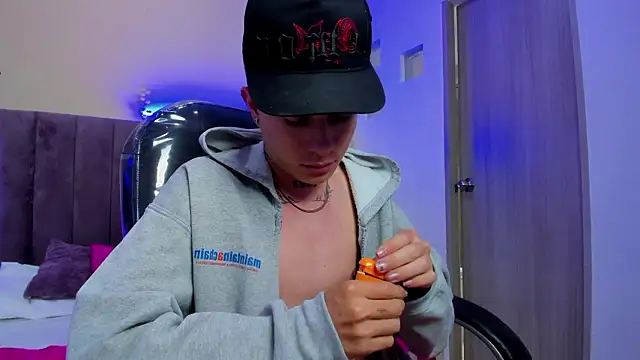 Nascary_Fox 라이브 XXX 채팅