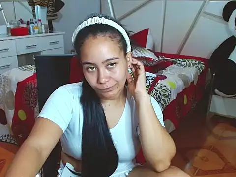 MaryVixxen Adlı Modelin Canlı XXX Sohbeti