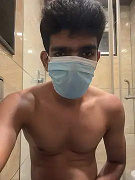 BadBoyTom78's Live XXX Chat