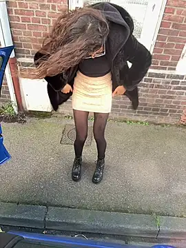 แชท XXX สดของ Amani_thewolf