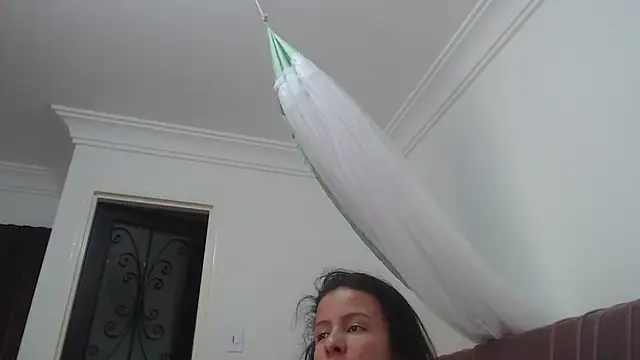 nathaly_jones_'s Live XXX Chat