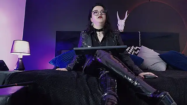 _Jade_16 – Naživo XXX chat