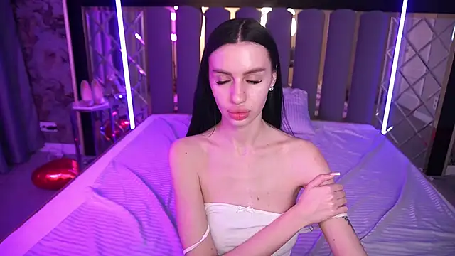 Snow_WhiteeeX Adlı Modelin Canlı XXX Sohbeti