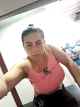 maynor_1998: онлайн-секс-чат