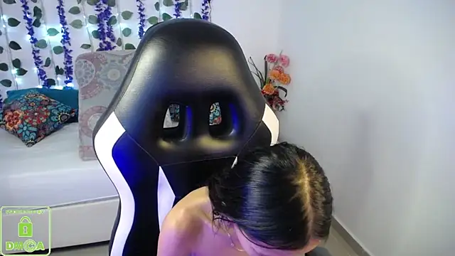 NathaliaSweet_11's Live XXX Chat