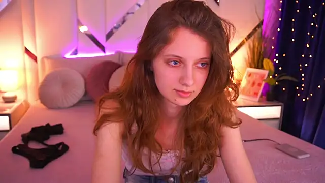 Chat XXX en directo de CuteeFoxy