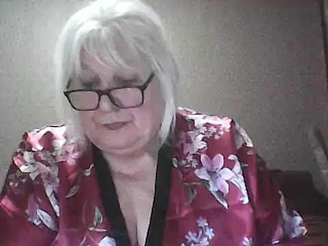 Alexia64231のライブXXXチャット