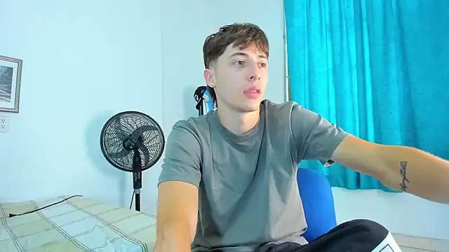 AlessandroDybala Chat XXX live