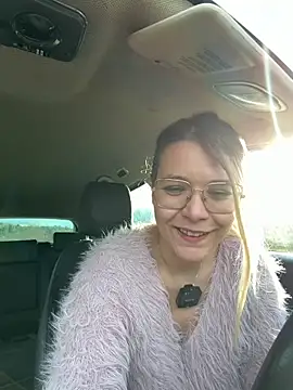 EmyLana Live XXX-Chat