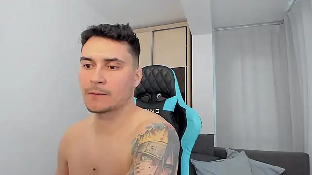 MatMalonne Adlı Modelin Web Kamerası Şovu