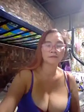 SexyHottMom: διαδικτυακό σόου στην κάμερα