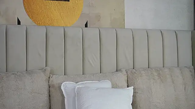 MiaJolie_'s Live XXX Chat