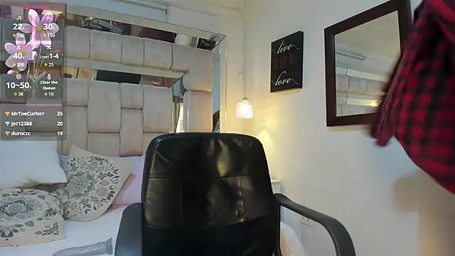 دردشة SofiaMilfx69 الجنسية المباشرة