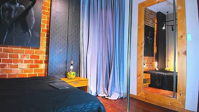 Show modela Sienna_Dark na web-kameri