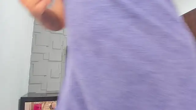 AmbarthSmiith2's Webcam Show