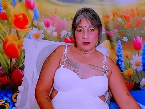 XXX chat uživo modela indianroxy