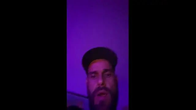 Guyst049 Chat XXX live