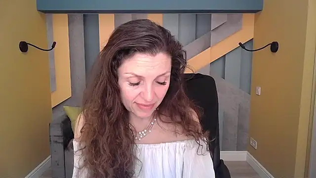 EllaLong 即時 XXX 聊天