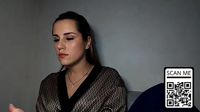 Show modela HotMusex na web-kameri