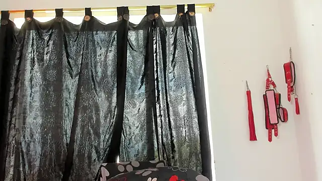 QUEEN_MANDY_BBW's Live XXX Chat