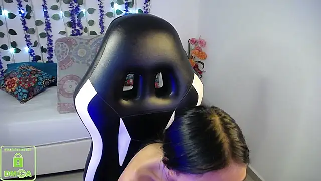 NathaliaSweet_11: онлайн-секс-чат